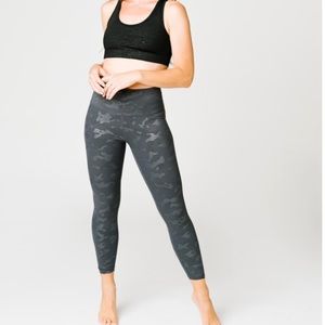Zyia Battleship Camo Luxe Leggings